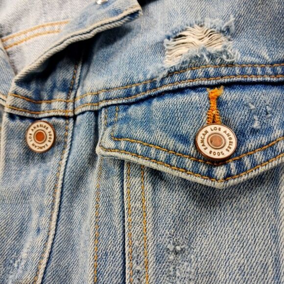 KanCan Light Wash Distressed Estilo/ Crop  4 Pocket Denim Jacket. Woman's XS.... - Picture 6 of 15